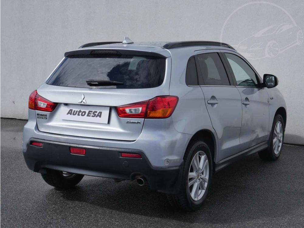 2011 Mitsubishi ASX - 4