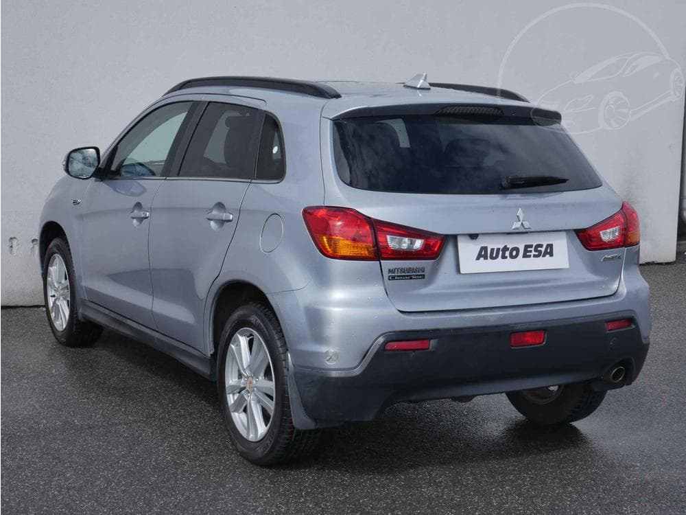 2011 Mitsubishi ASX - 6
