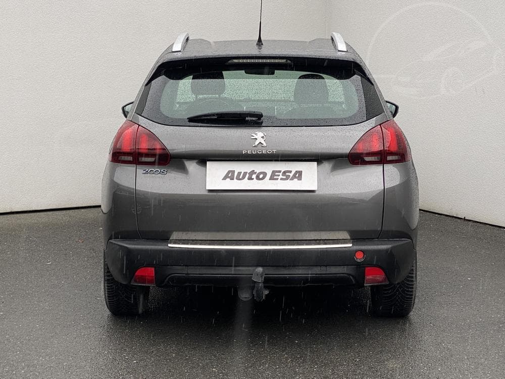 2018 Peugeot 2008 - 9