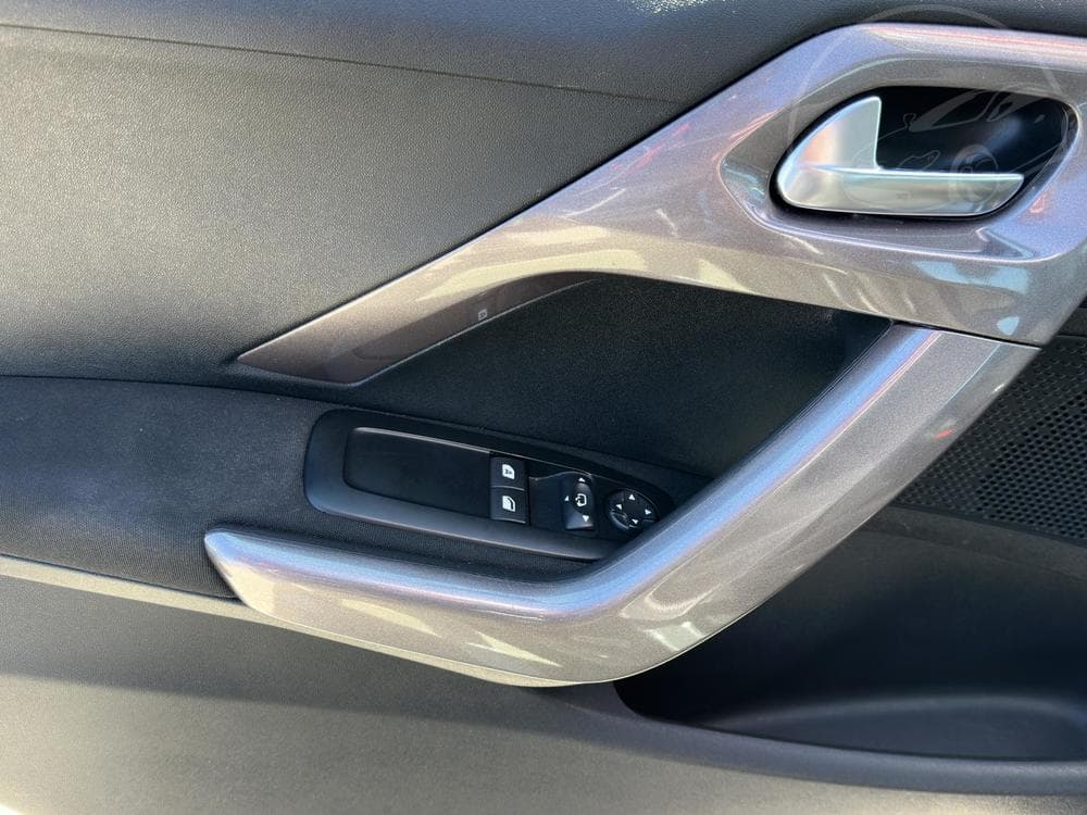 2014 Peugeot 2008 - 11