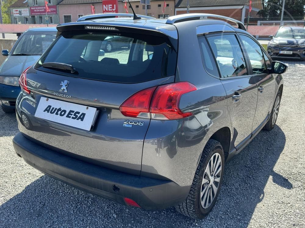 2014 Peugeot 2008 - 4