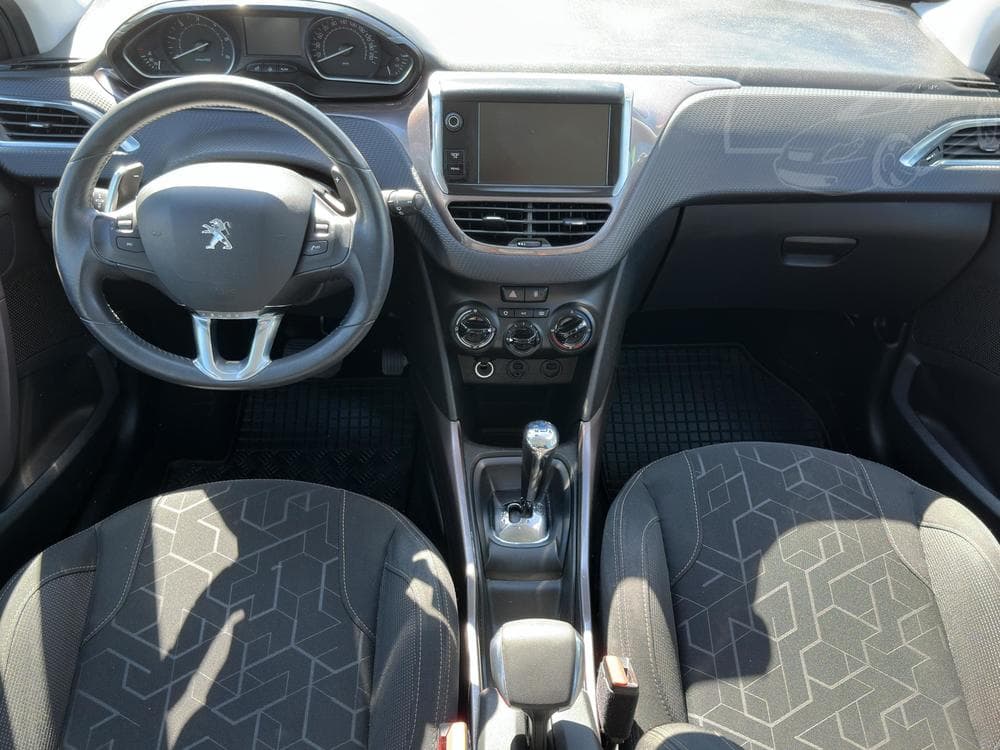 2014 Peugeot 2008 - 8