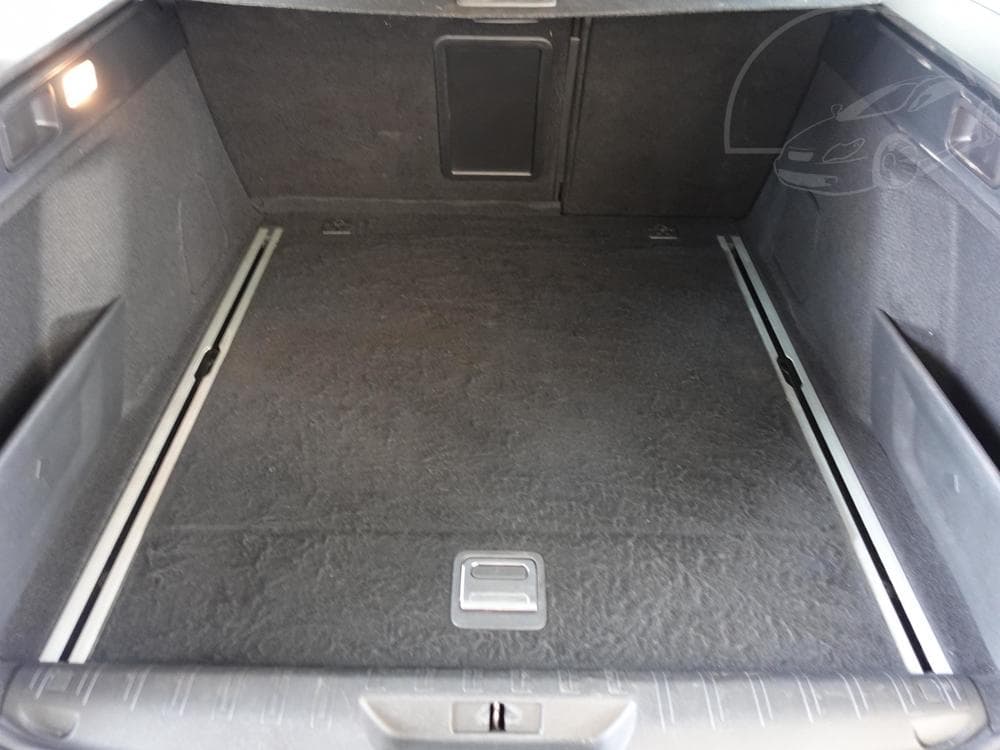 2018 Peugeot 308 - 7