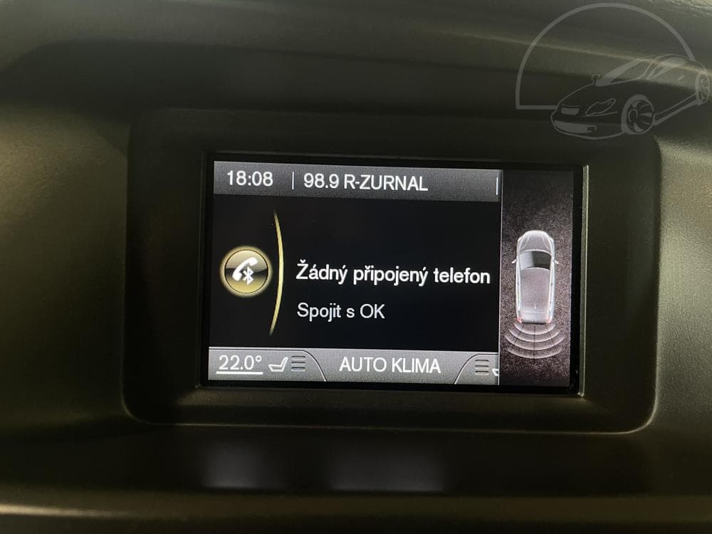 2015 Volvo V40 - 12