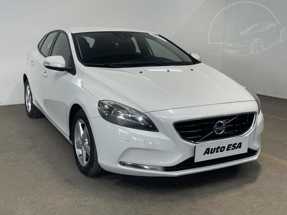 2015 Volvo V40