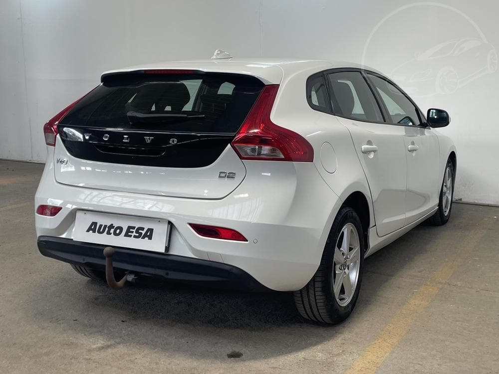 2015 Volvo V40 - 4