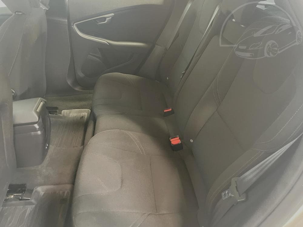 2015 Volvo V40 - 9