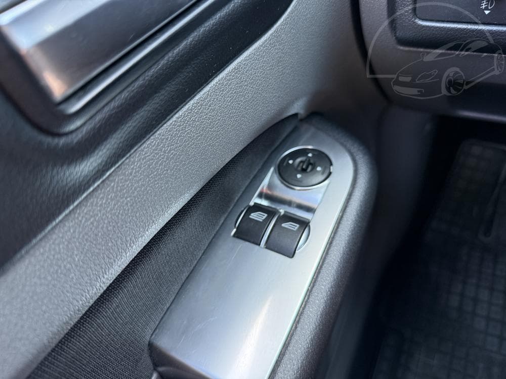 2011 Ford FOCUS - 11