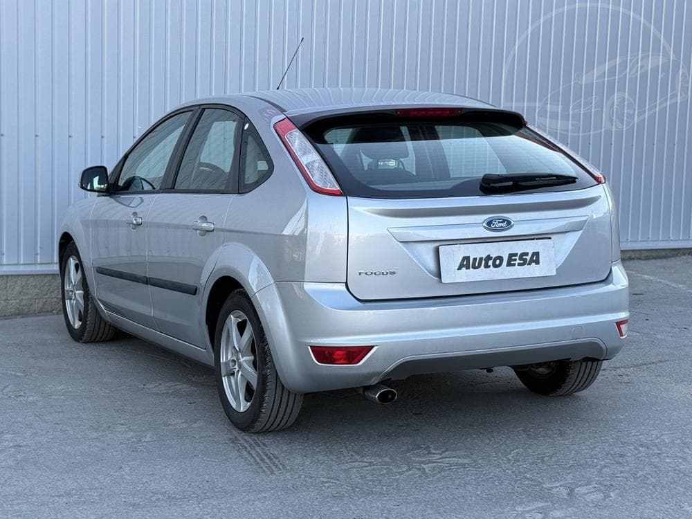 2011 Ford FOCUS - 6