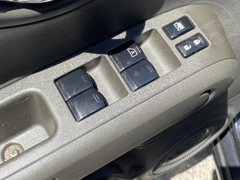 2009 Nissan CUBE - 11