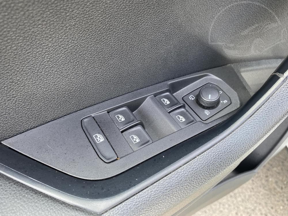 2021 Škoda KAROQ - 25