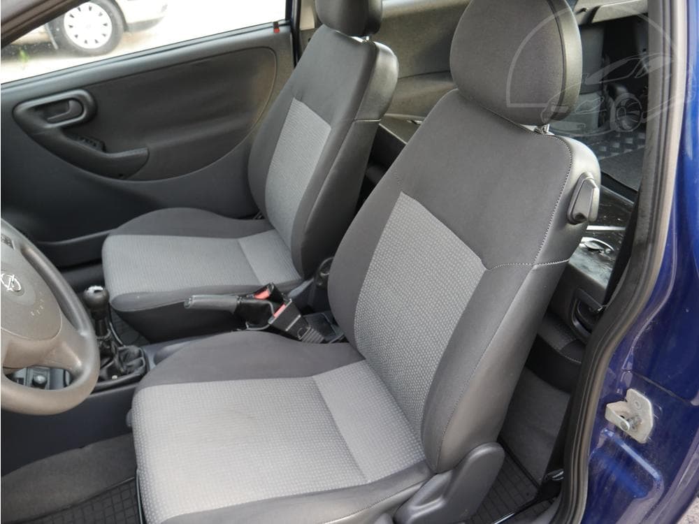 2005 Opel CORSA - 9