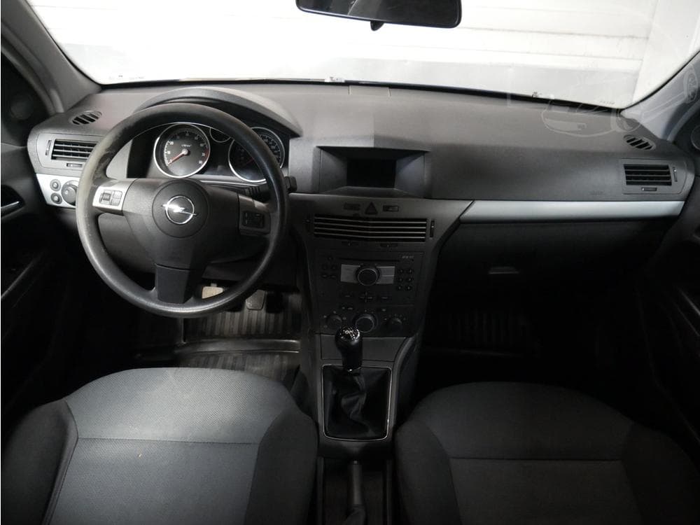 2005 Opel ASTRA - 8