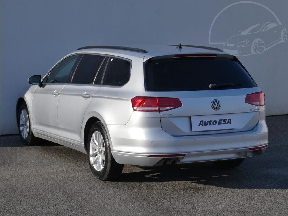 2015 Volkswagen PASSAT - 6