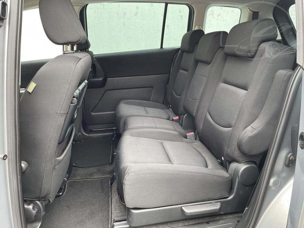 2010 Mazda 5 - 10