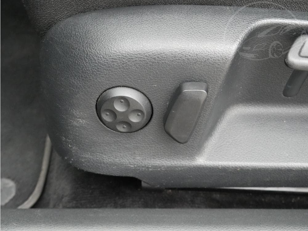 2010 Volkswagen PASSAT - 61