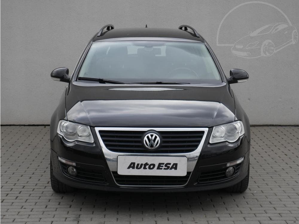 2010 Volkswagen PASSAT - 5