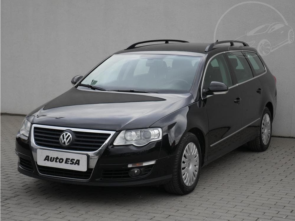 2010 Volkswagen PASSAT - 9