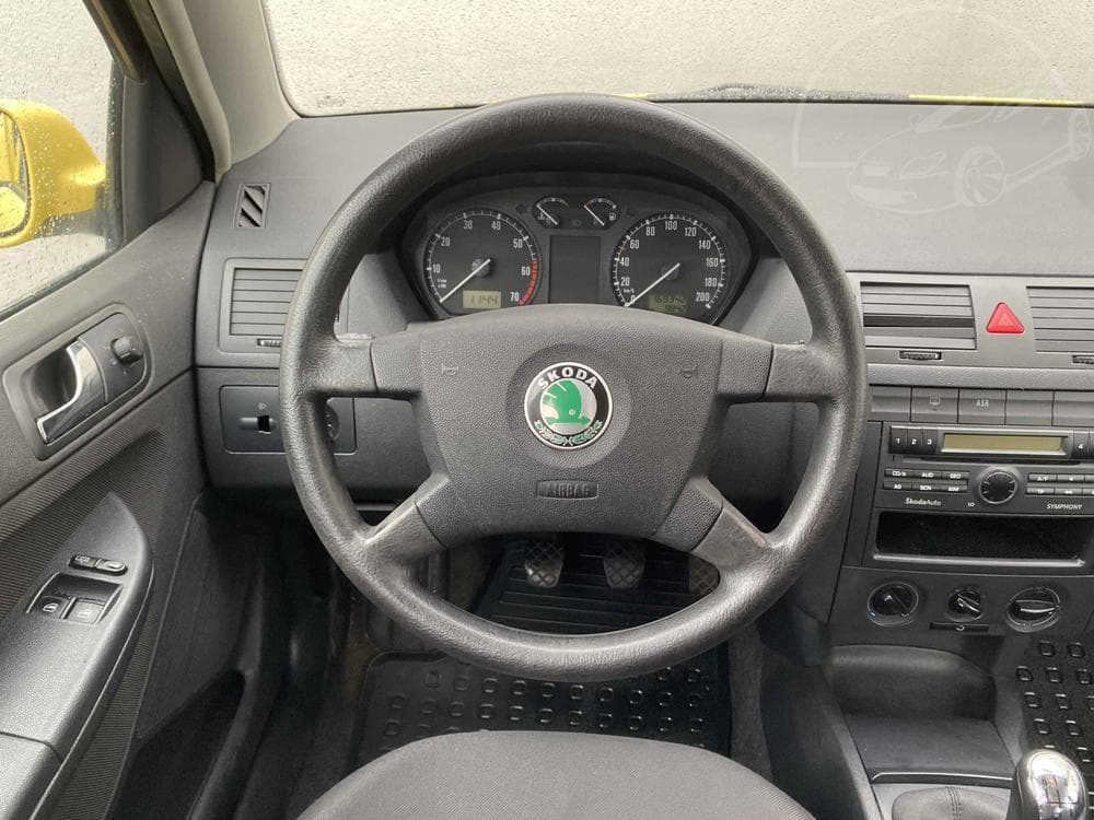 2003 Škoda FABIA - 11