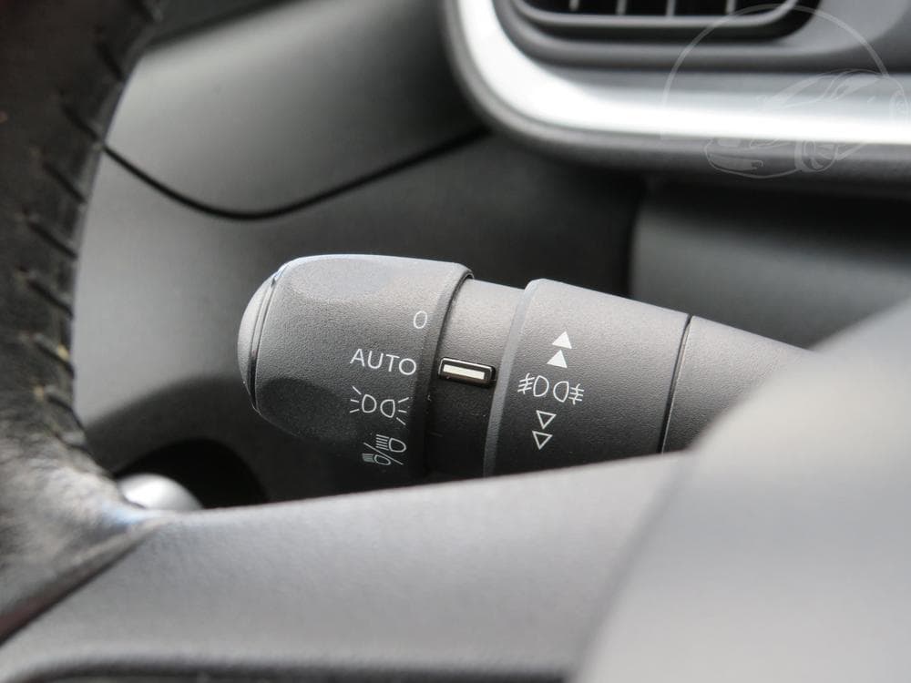 2017 Citroen C3 - 16