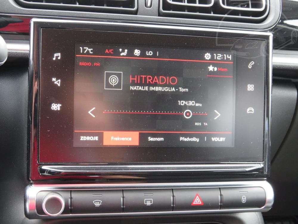 2017 Citroen C3 - 19