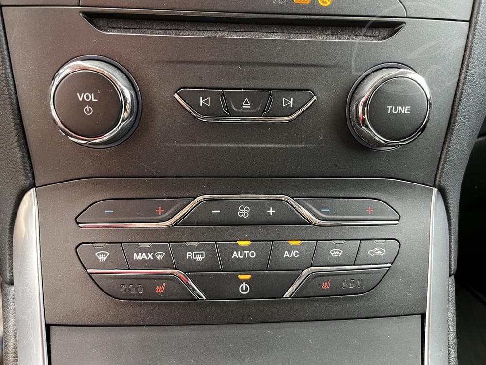 2017 Ford Galaxy - 16