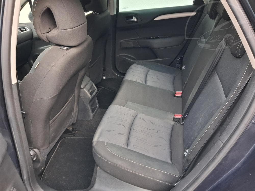 2011 Citroen C4 - 10