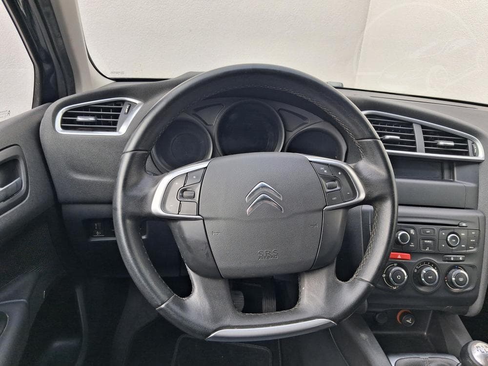 2011 Citroen C4 - 11