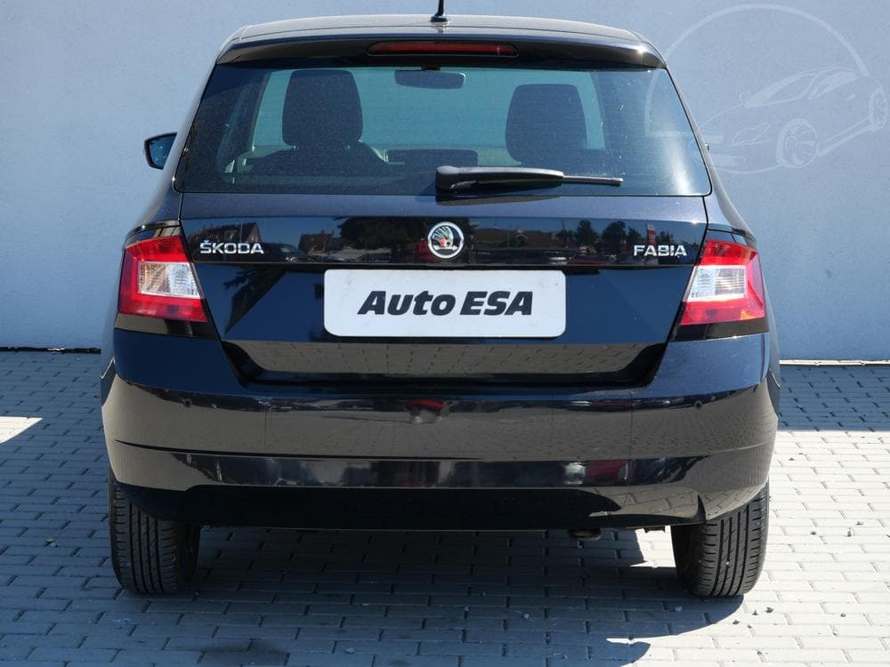 2015 Škoda FABIA - 9