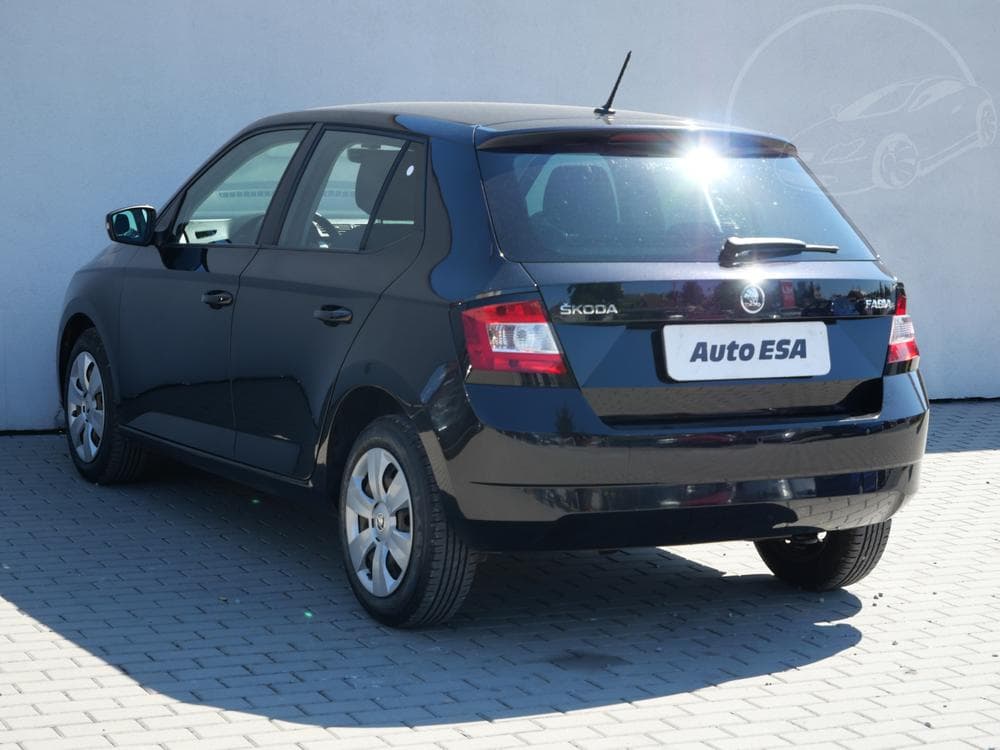 2015 Škoda FABIA - 11