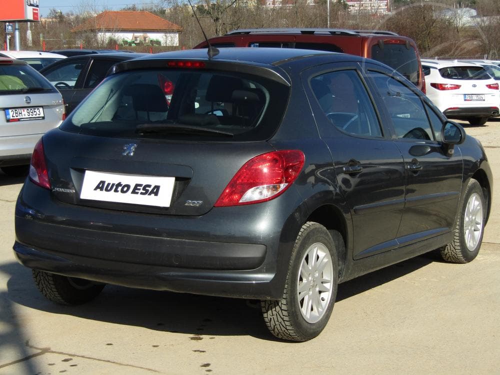 2010 Peugeot 207 - 4