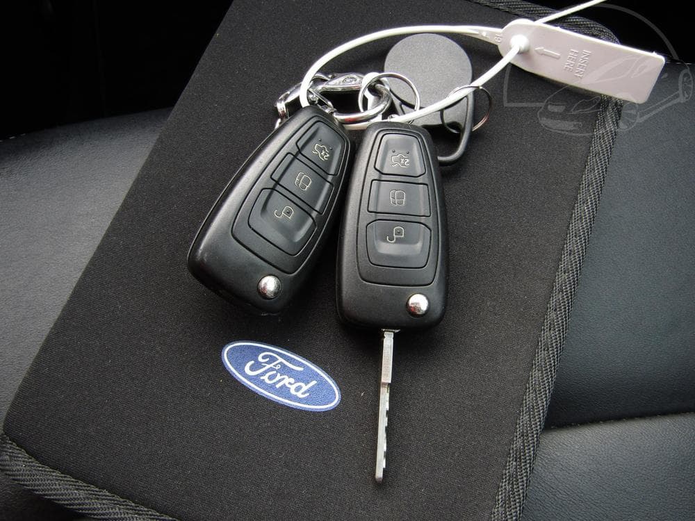 2014 Ford S-Max - 19