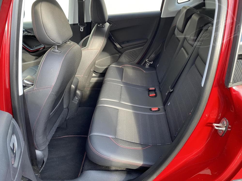 2018 Peugeot 2008 - 10