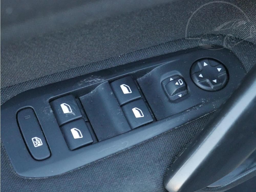 2018 Peugeot 308 - 20