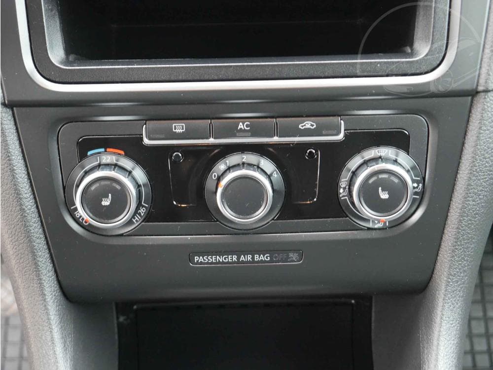 2009 Volkswagen GOLF - 12