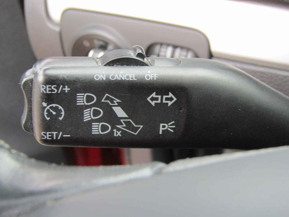 2011 Volkswagen GOLF - 14