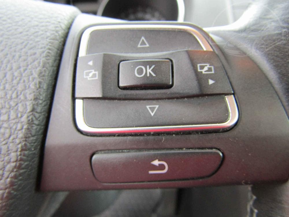 2011 Volkswagen GOLF - 16