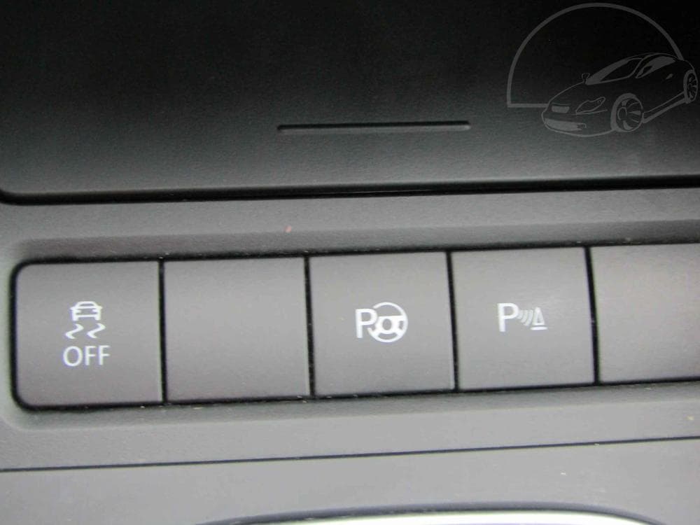 2011 Volkswagen GOLF - 20
