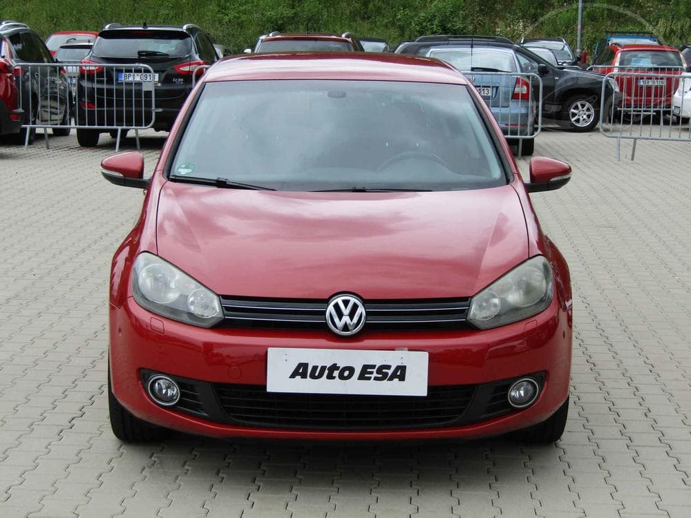 2011 Volkswagen GOLF - 2