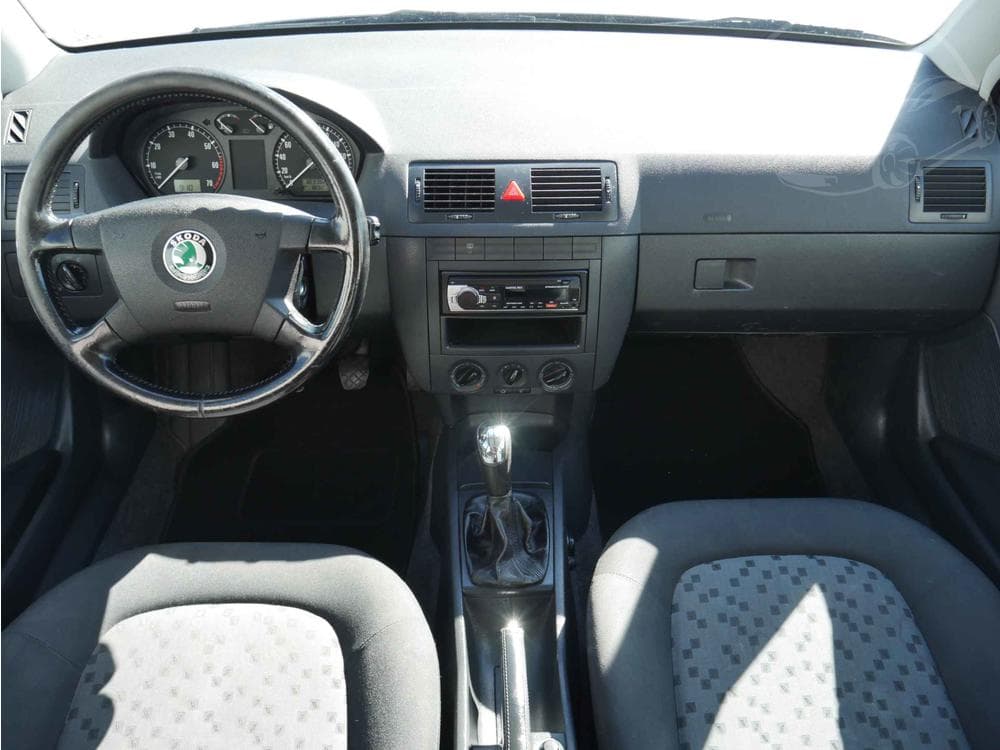 2004 Škoda FABIA - 8