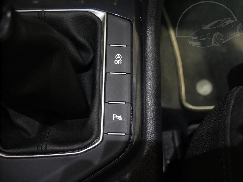 2017 Volkswagen TIGUAN - 35
