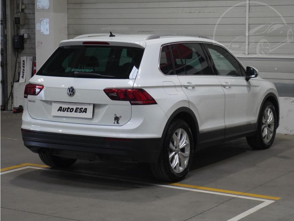 2017 Volkswagen TIGUAN - 7