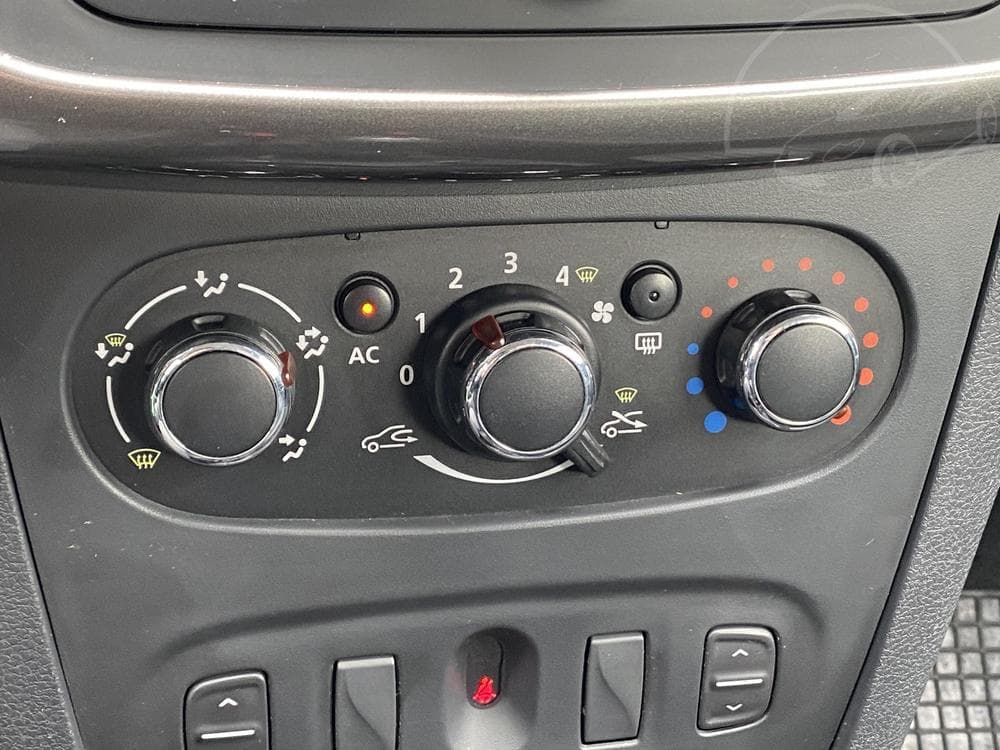 2014 Dacia LOGAN - 14