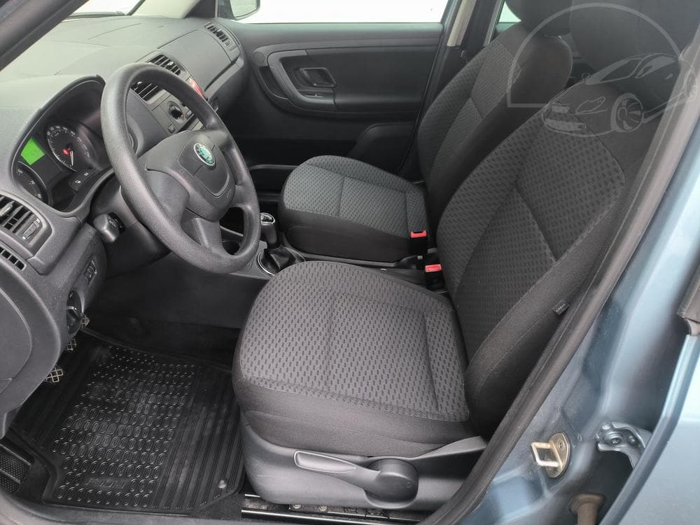2011 Škoda FABIA - 9
