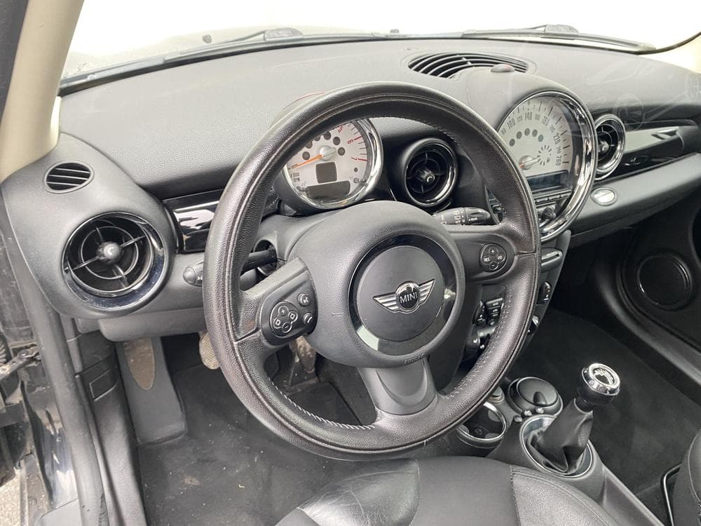 2011 Mini COOPER - 15