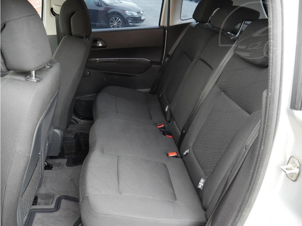 2011 Peugeot 3008 - 10