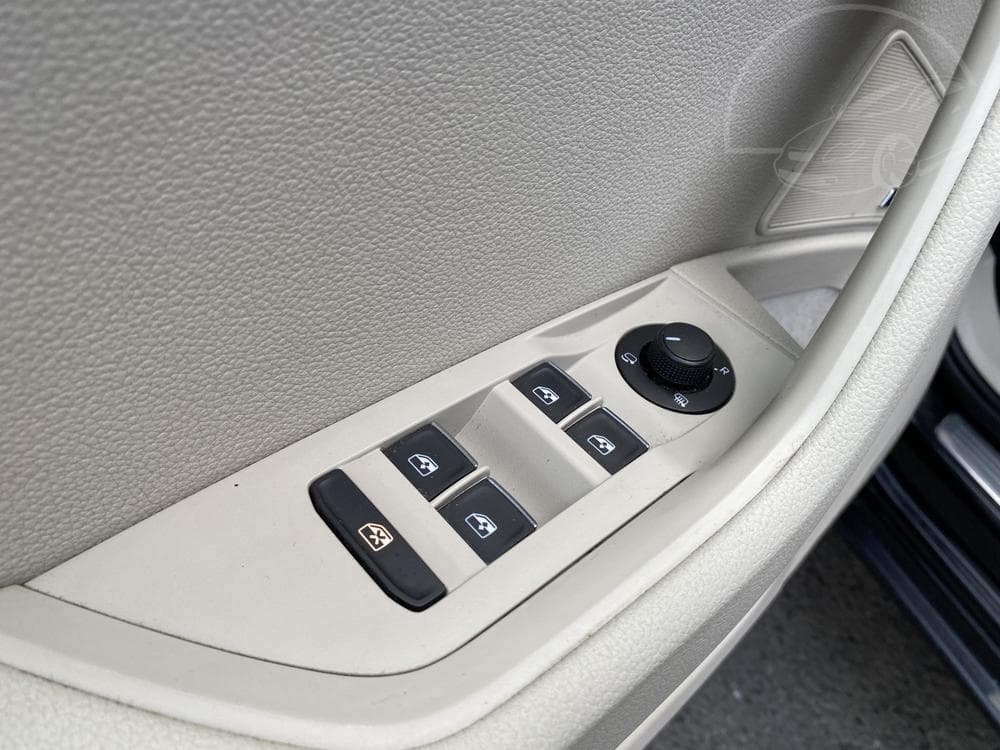 2015 Škoda SUPERB - 14