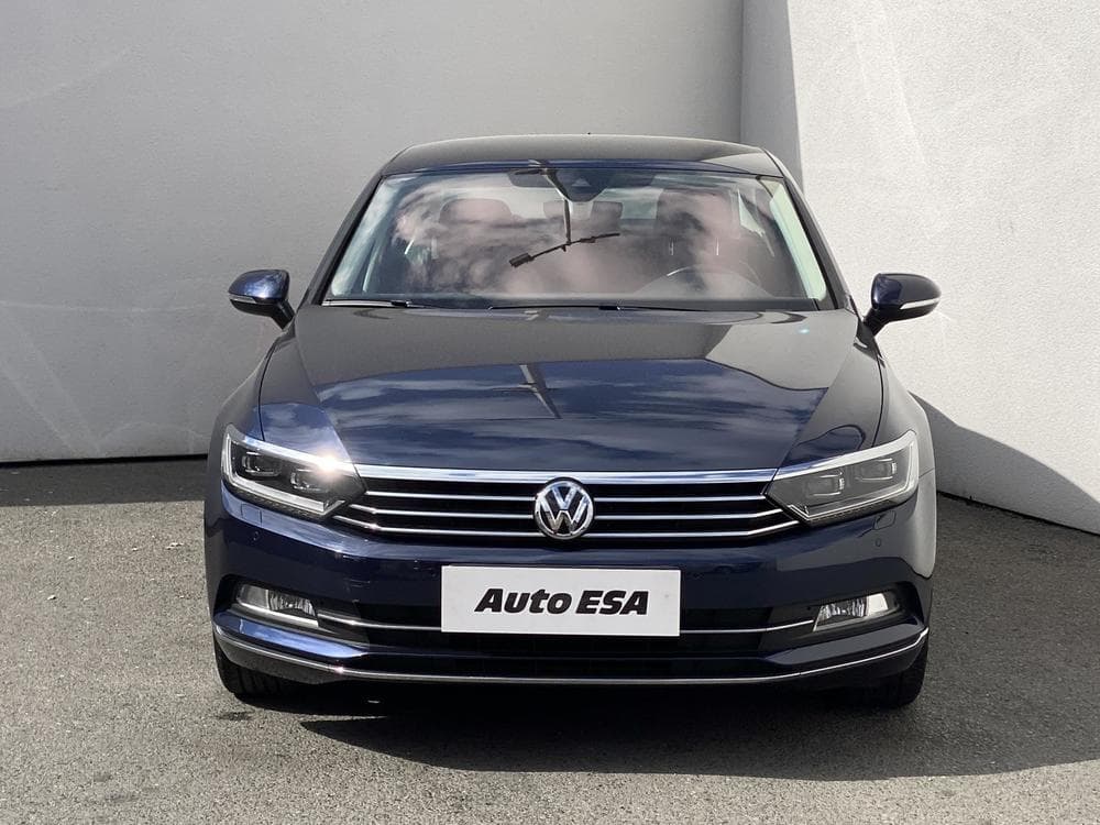 2015 Volkswagen PASSAT - 4