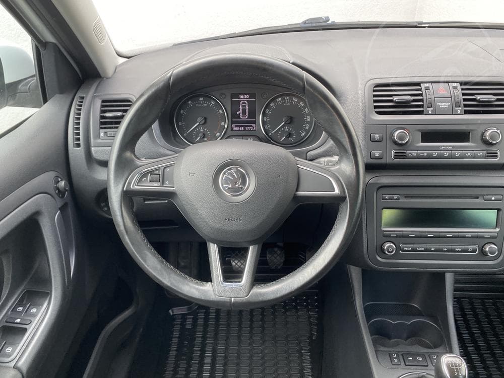 2015 Škoda FABIA - 11