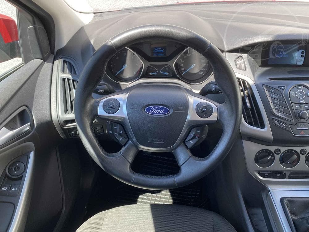 2012 Ford FOCUS - 11